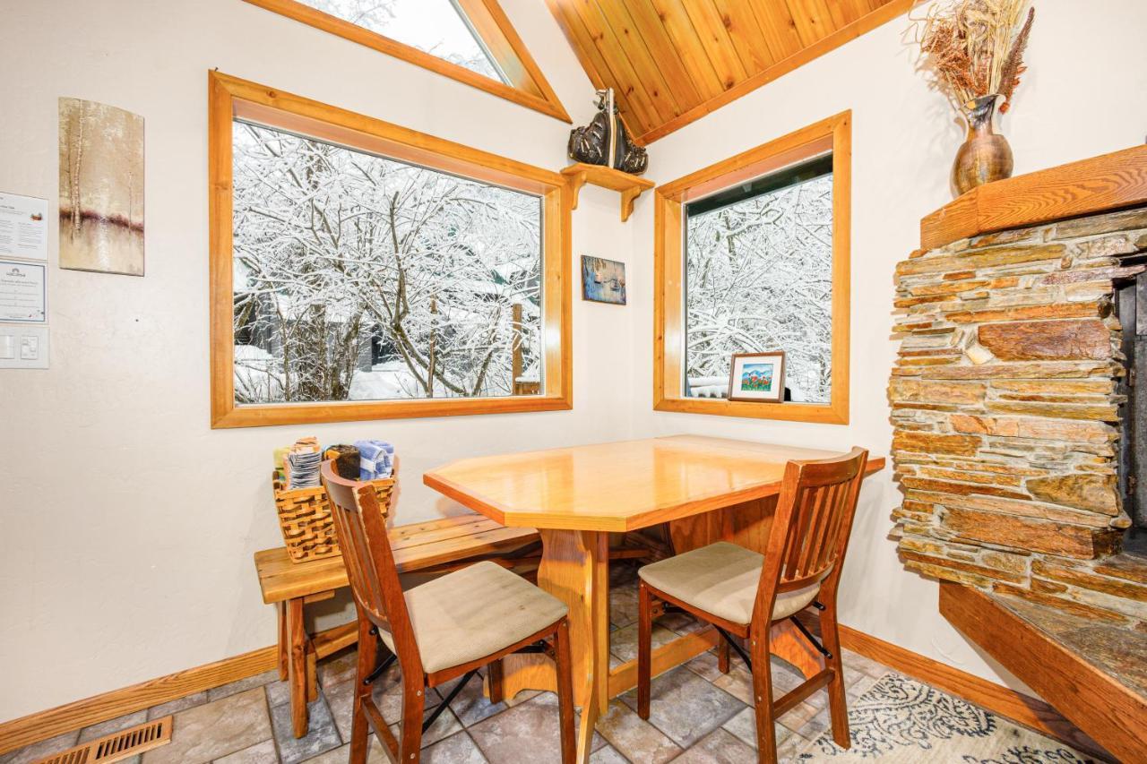 Snowbird Chalet #5 Girdwood Bagian luar foto