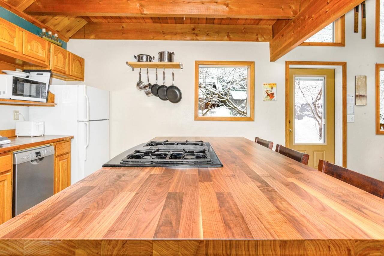 Snowbird Chalet #5 Girdwood Bagian luar foto