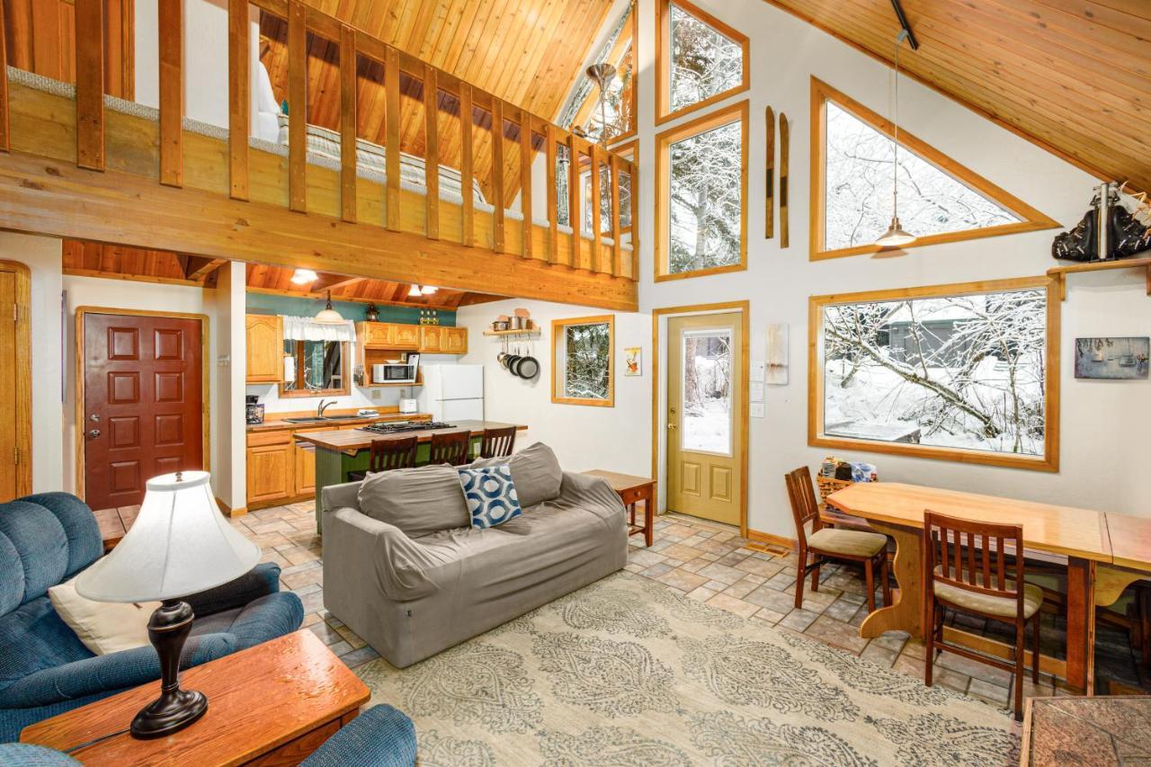 Snowbird Chalet #5 Girdwood Bagian luar foto